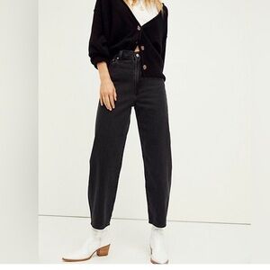 Levi’s Balloon Leg Black Premium Jeans Size 26